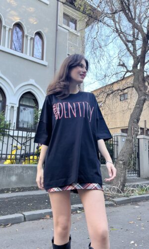 Tricoul Românesc Artsy Identity